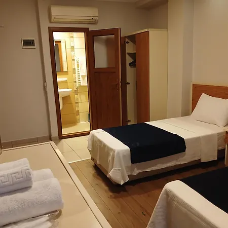 çelik Crown Hotel